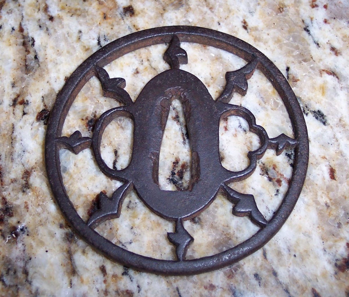 Owari Sukashi Tsuba